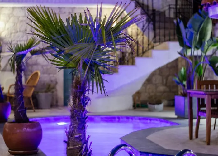 Avlu Alacati Boutique Hotel